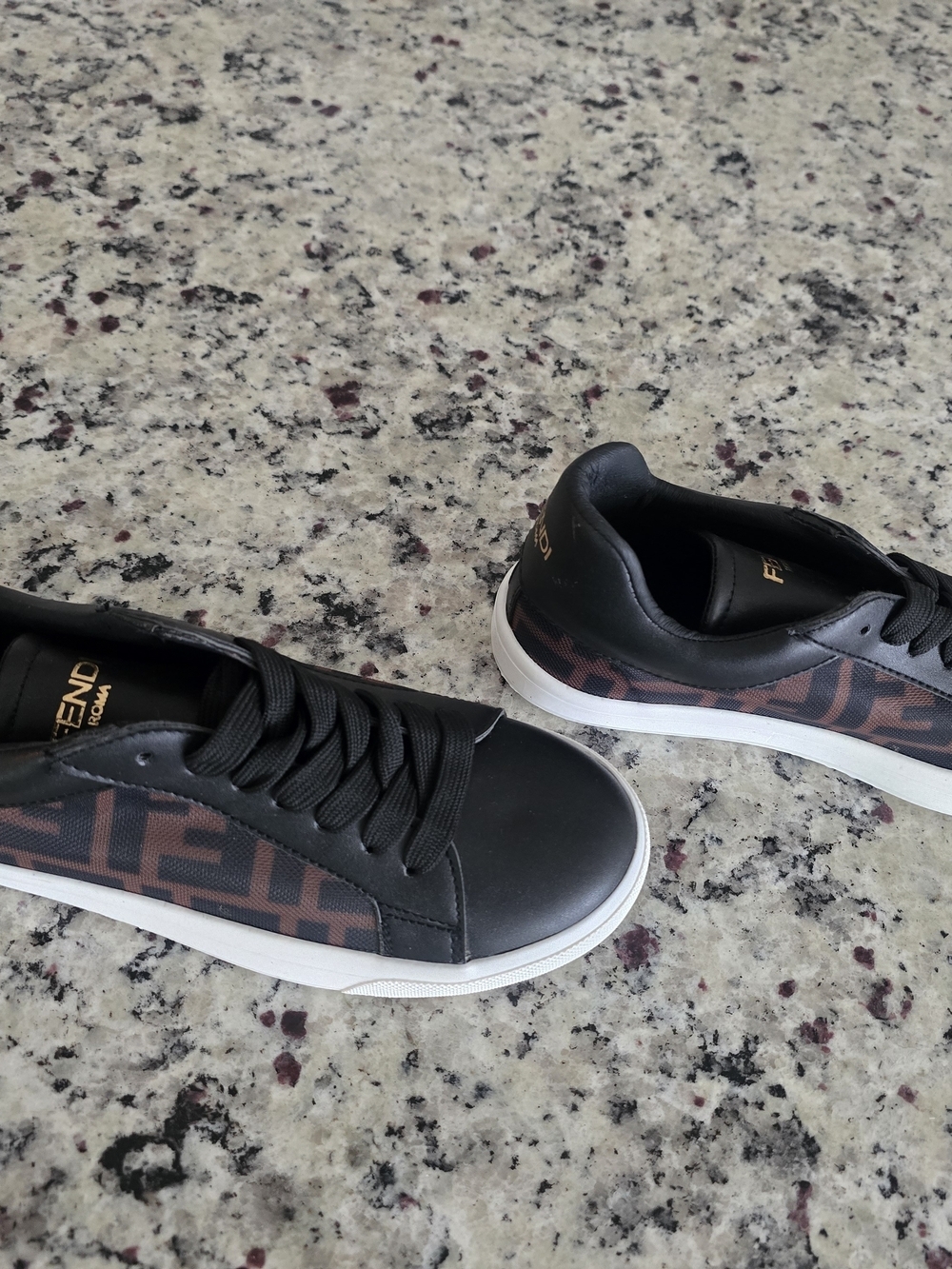 Fendi Black & Brown Logo Low-Top Sneakers